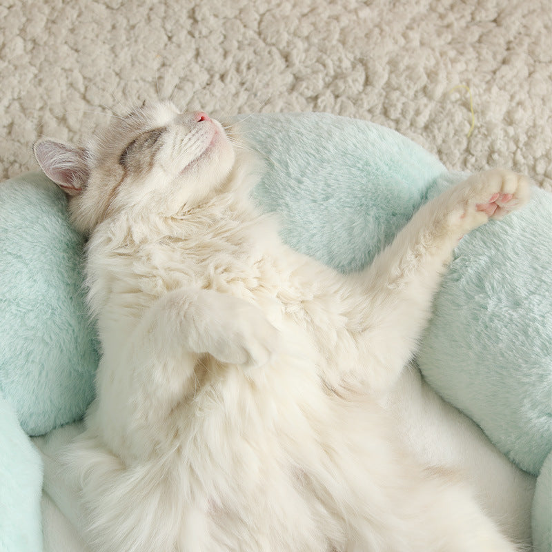 Ultra Comfort Cat Bed in Round Flowers